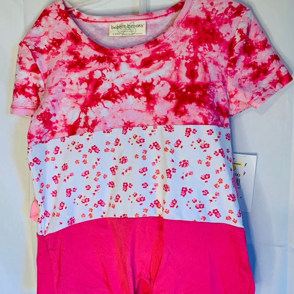 Color Block Tee outfit with shorts #937